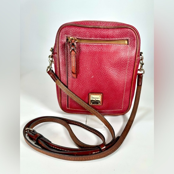 Dooney & Bourke Saffiano Pebble Grain Crossbody Camera bag - Picture 2 of 16